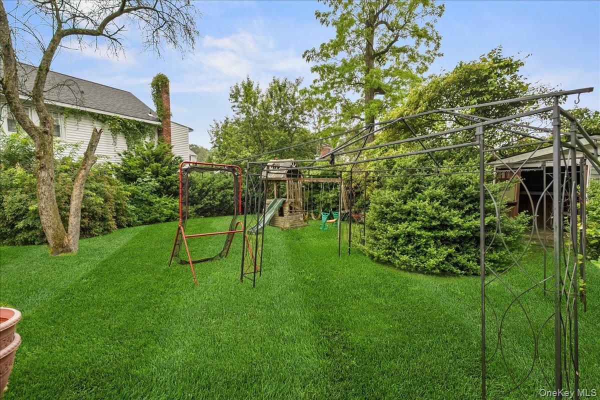 Backyard, Exterior, Playground