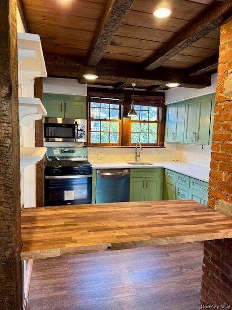 Interior, Kitchen, Pendant Lights, Recessed Lighting, Stone Walls, Wooden Beams, Wooden Ceilings