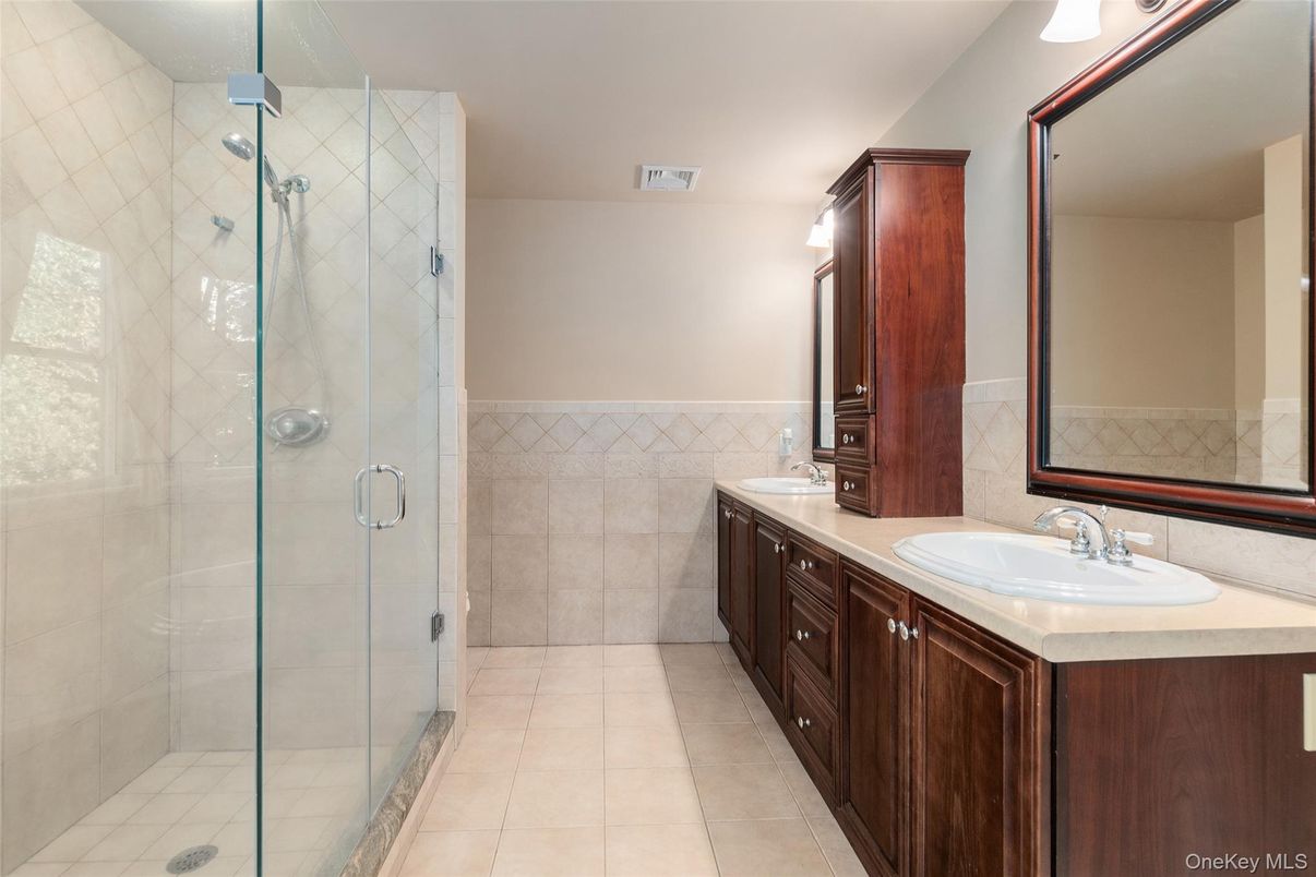 Bathroom, Dual Sink Vanities, Glass Shower, Interior