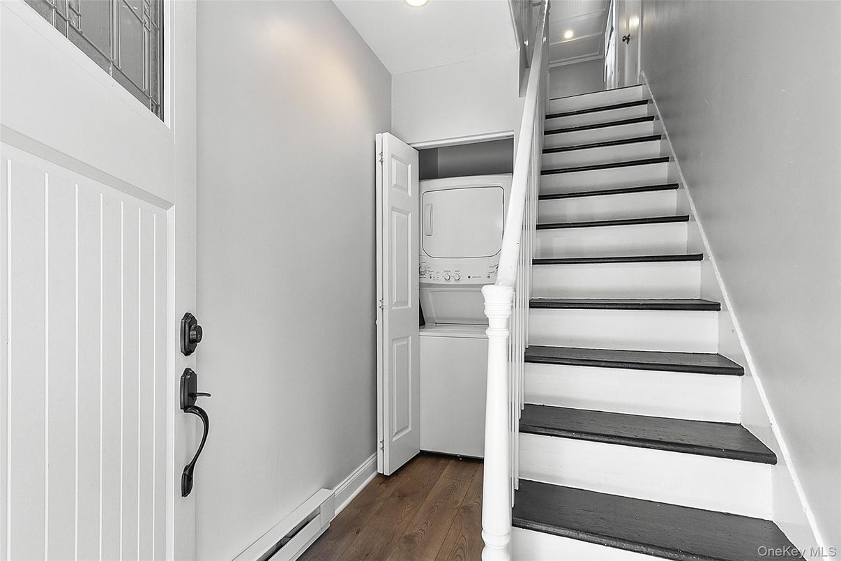 Interior, Recessed Lighting, Utility Closets, Washer, Wood Texture Flooring