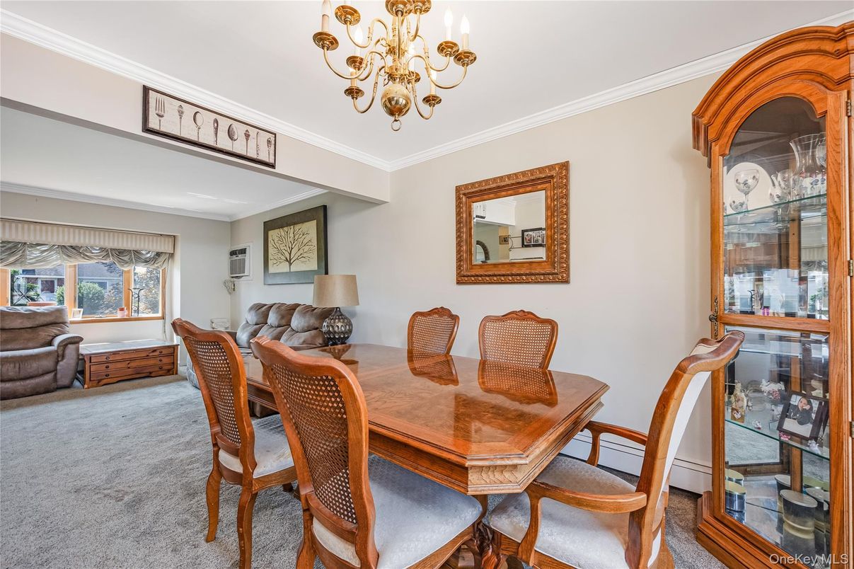Chandelier, Dining room, Interior
