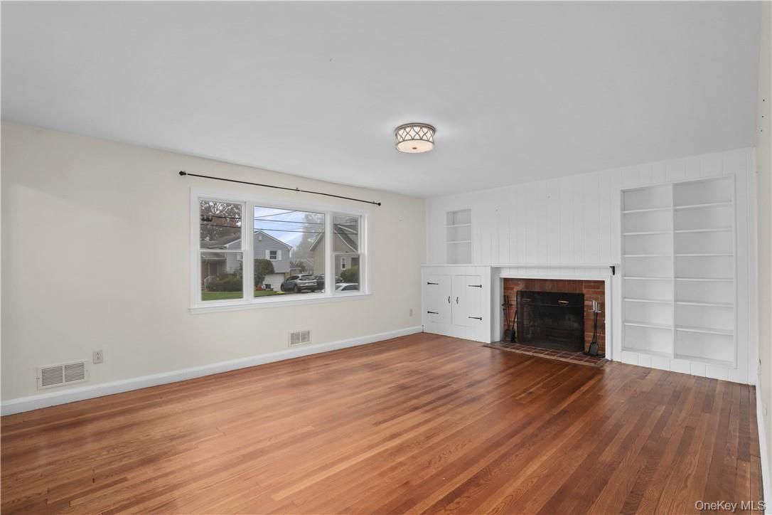 Empty room, Fireplace, Interior, Wood Texture Flooring