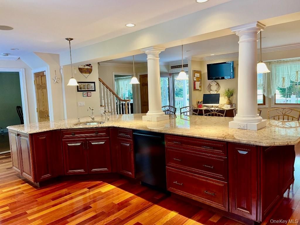 Interior, Kitchen, Pendant Lights, Recessed Lighting, Wood Texture Flooring