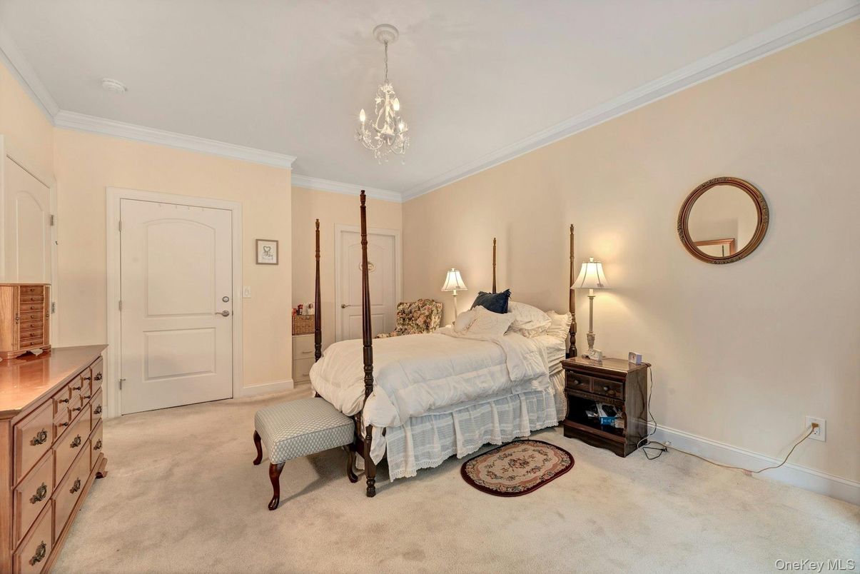 Bedroom, Chandelier, Interior, Pendant Lights