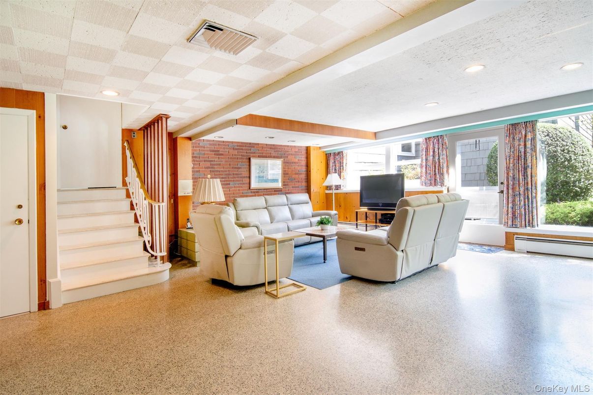 Interior, Living room, Recessed Lighting, Stone Walls