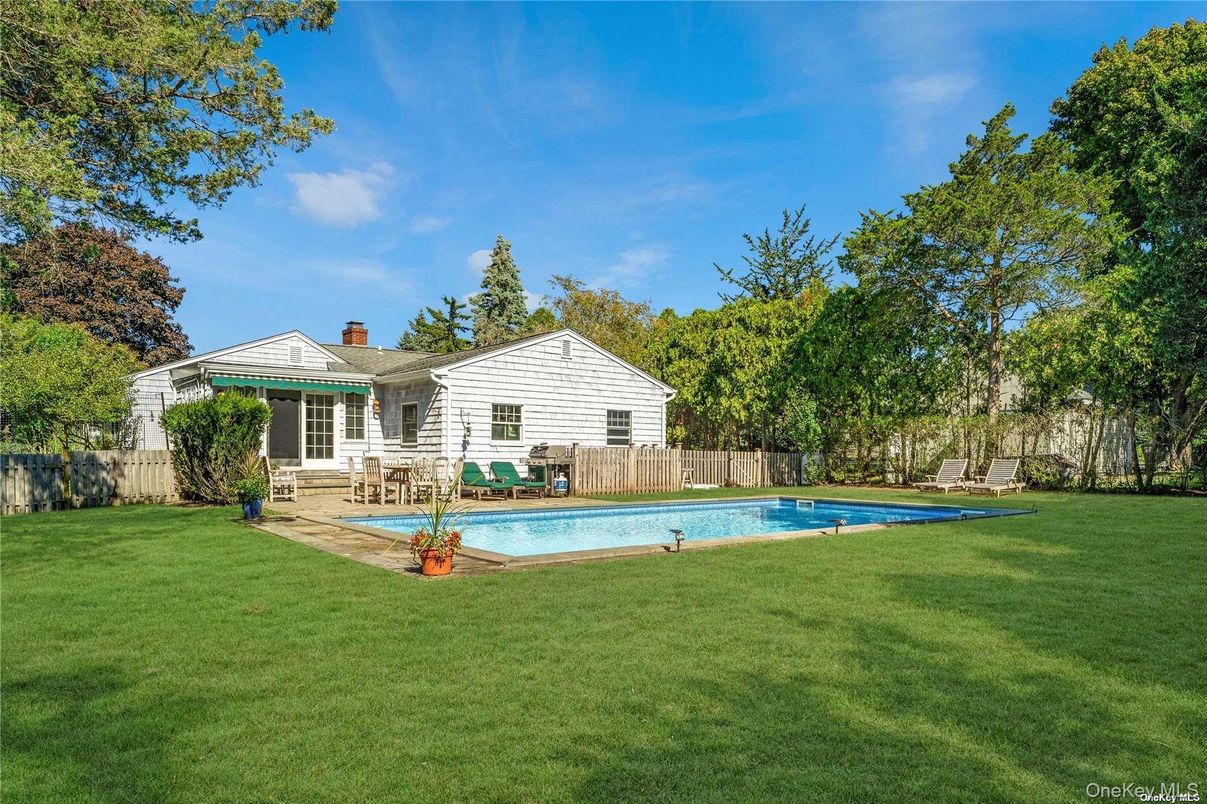 Backyard, Exterior, Pool