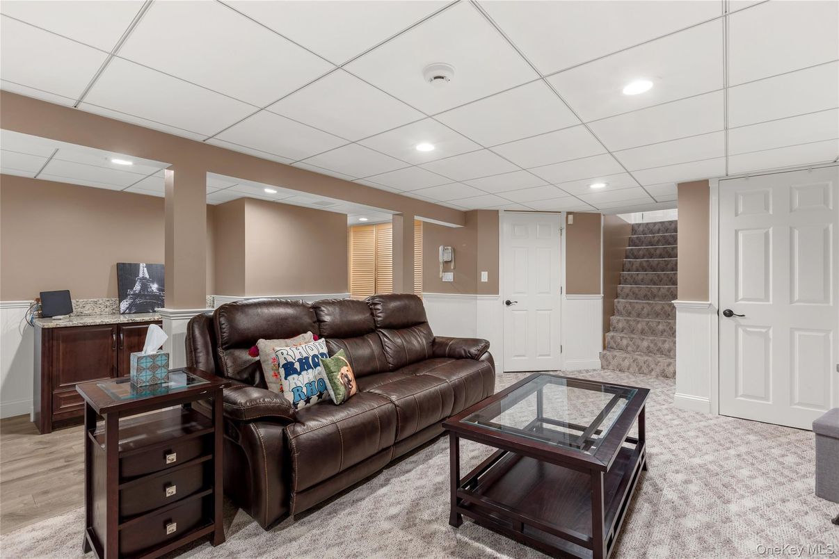Interior, Living room, Recessed Lighting