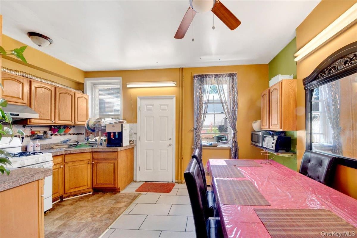 Dining room, Interior, Kitchen
