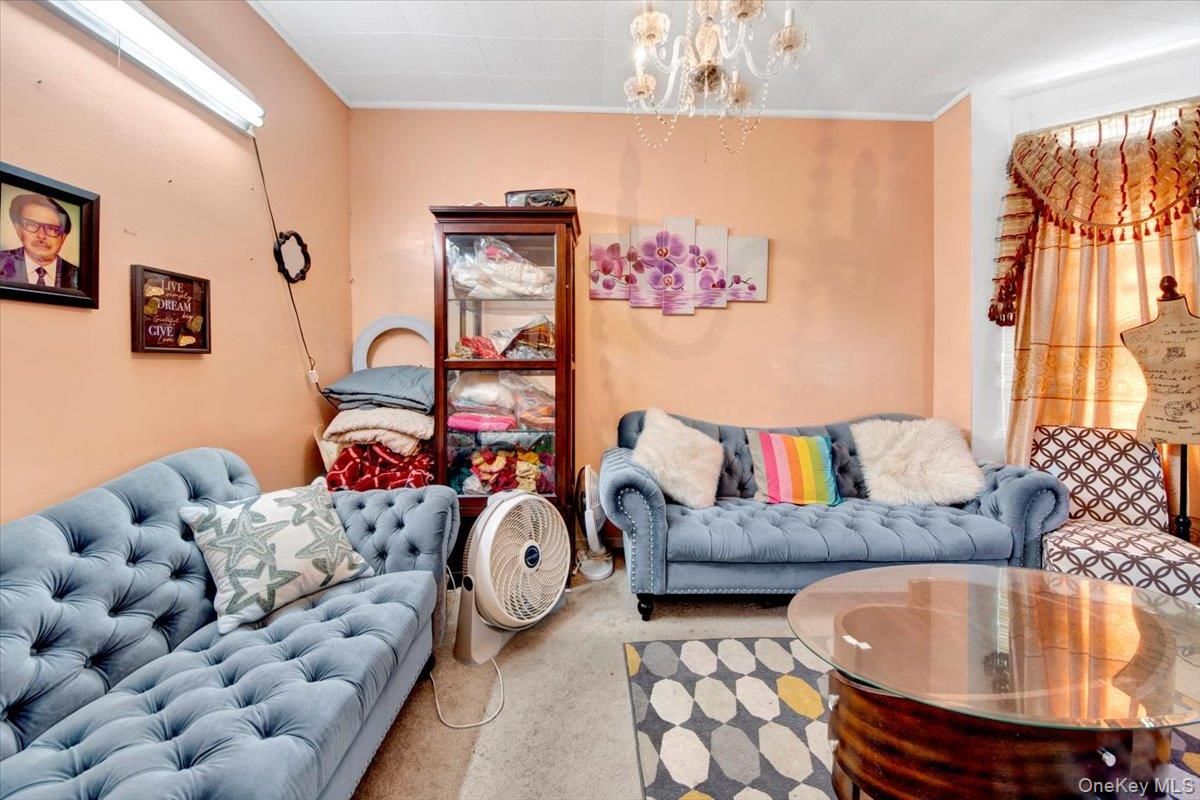 Chandelier, Interior, Living room