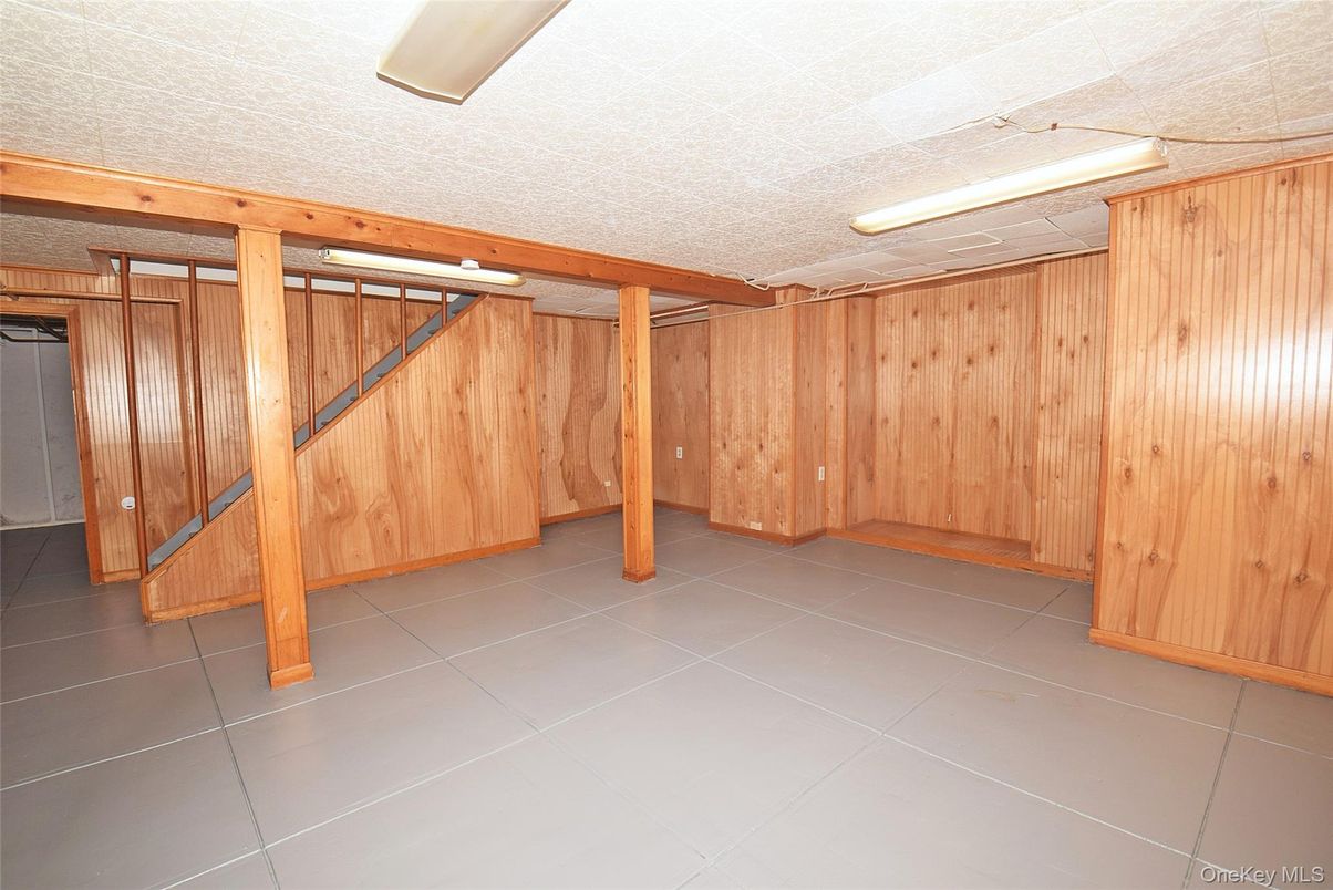 Interior, Wooden Walls