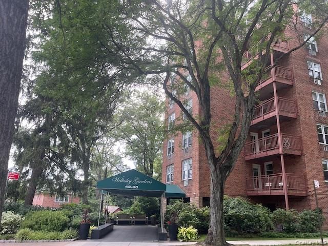 Exterior, Facade, Brick Facade, Condo Building