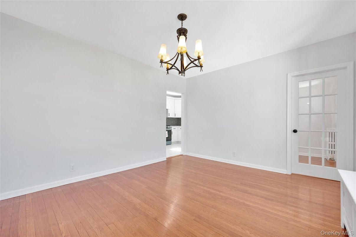 Chandelier, Empty room, Interior, Wood Texture Flooring