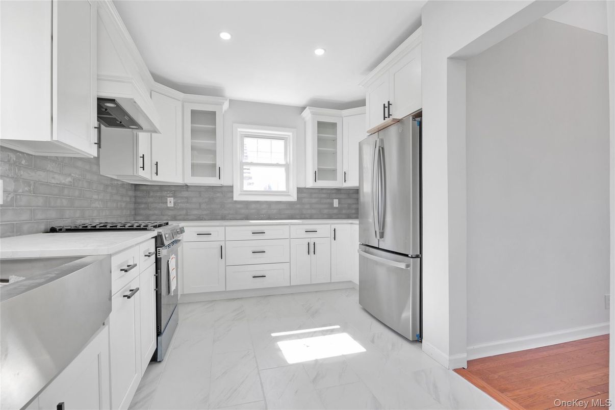Interior, Kitchen, Marble, Recessed Lighting