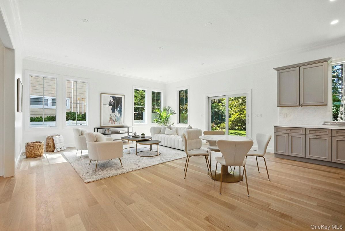 Dining room, Interior, Living room, Recessed Lighting, Wood Texture Flooring