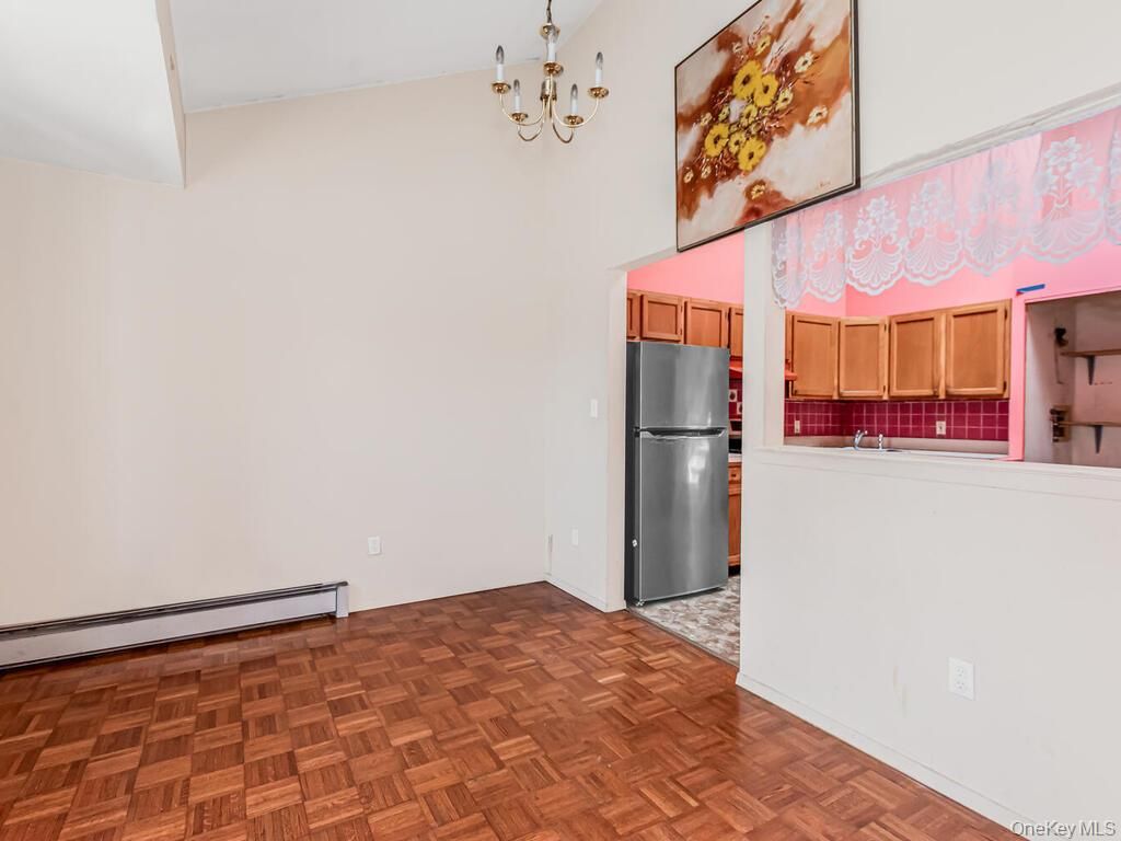 Chandelier, Interior, Kitchen, Wood Texture Flooring