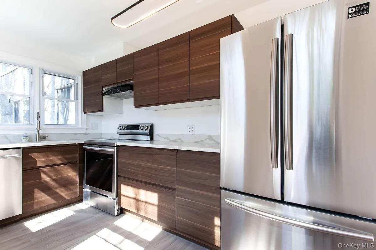 Interior, Kitchen, Stainless Steel Appliances, Wood Texture Flooring
