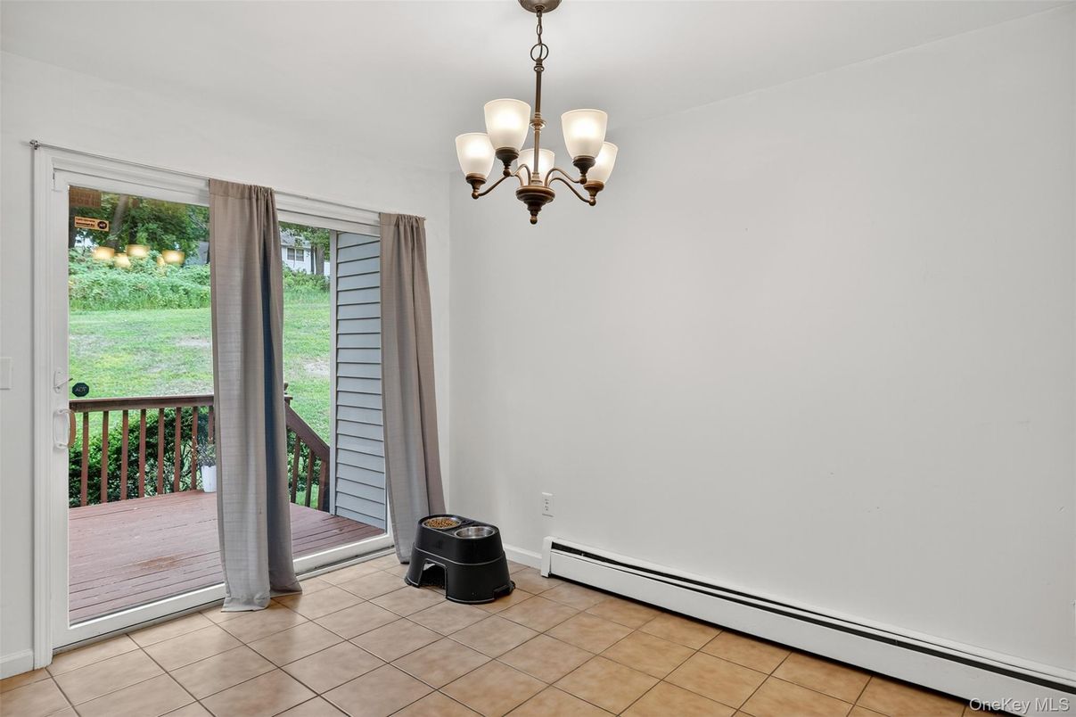 Chandelier, Empty room, Interior