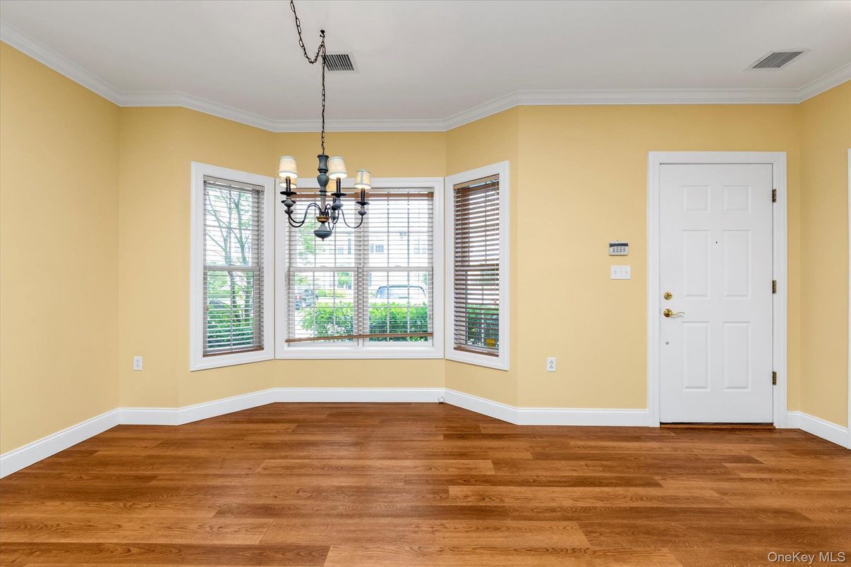 Chandelier, Empty room, Interior, Wood Texture Flooring