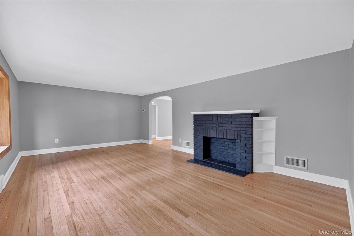 Empty room, Fireplace, Interior, Wood Texture Flooring