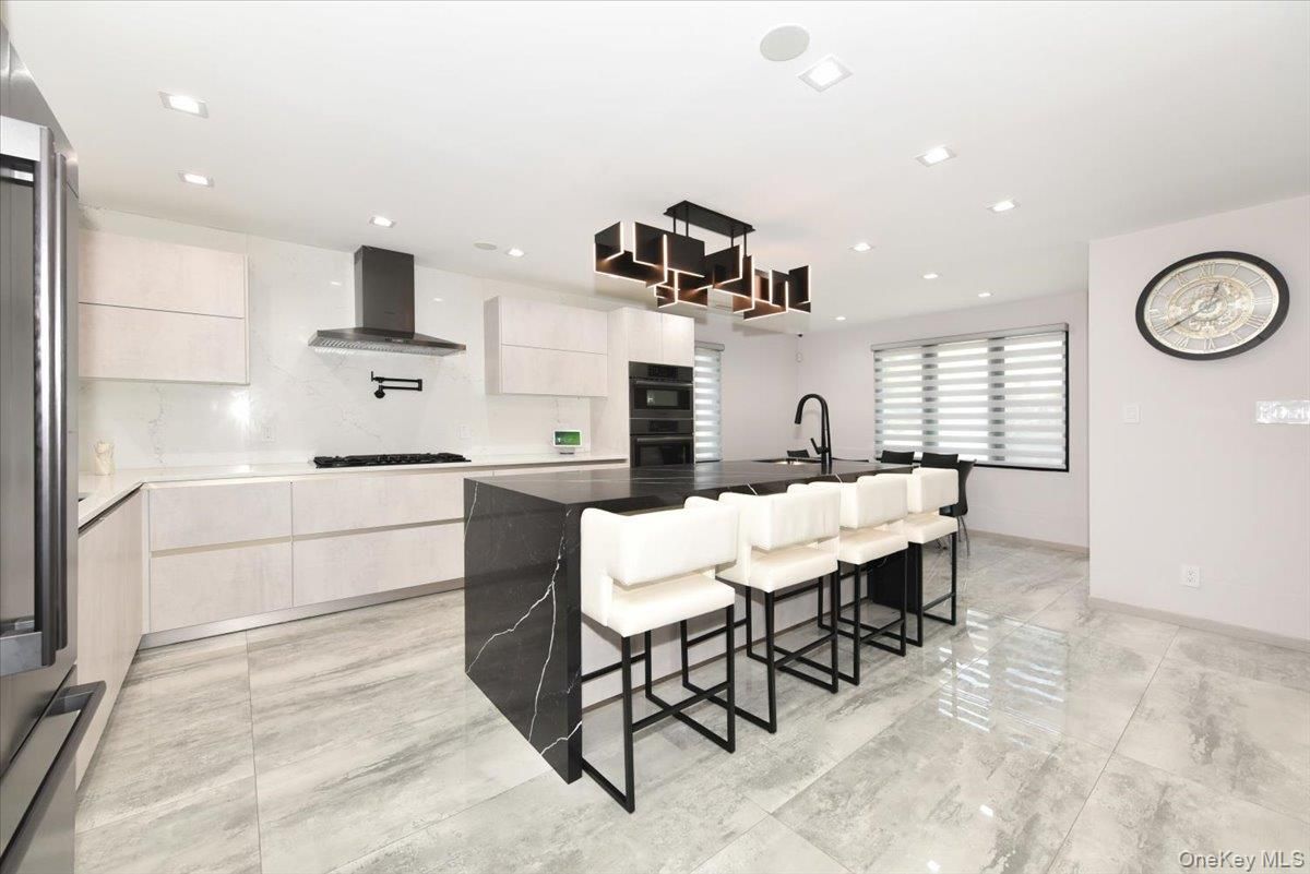 Interior, Kitchen, Marble, Pendant Lights, Recessed Lighting