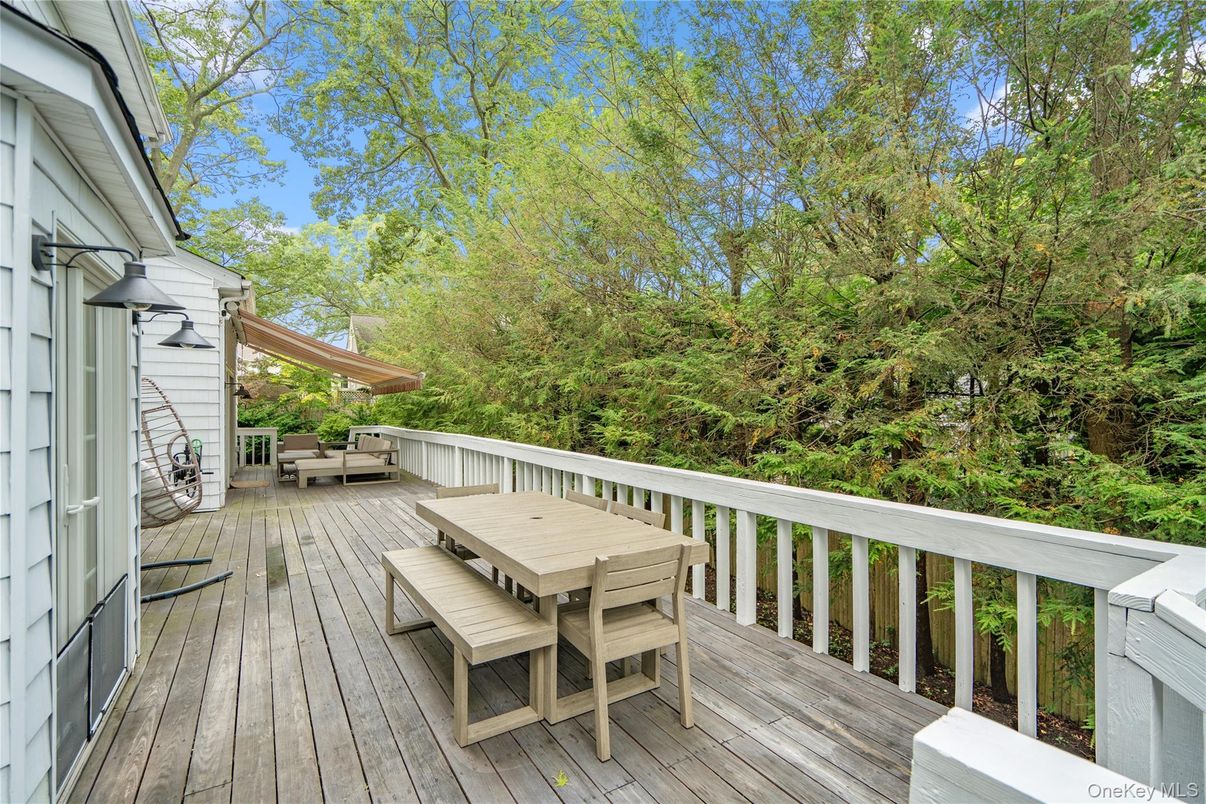 Exterior, Wood Texture Flooring