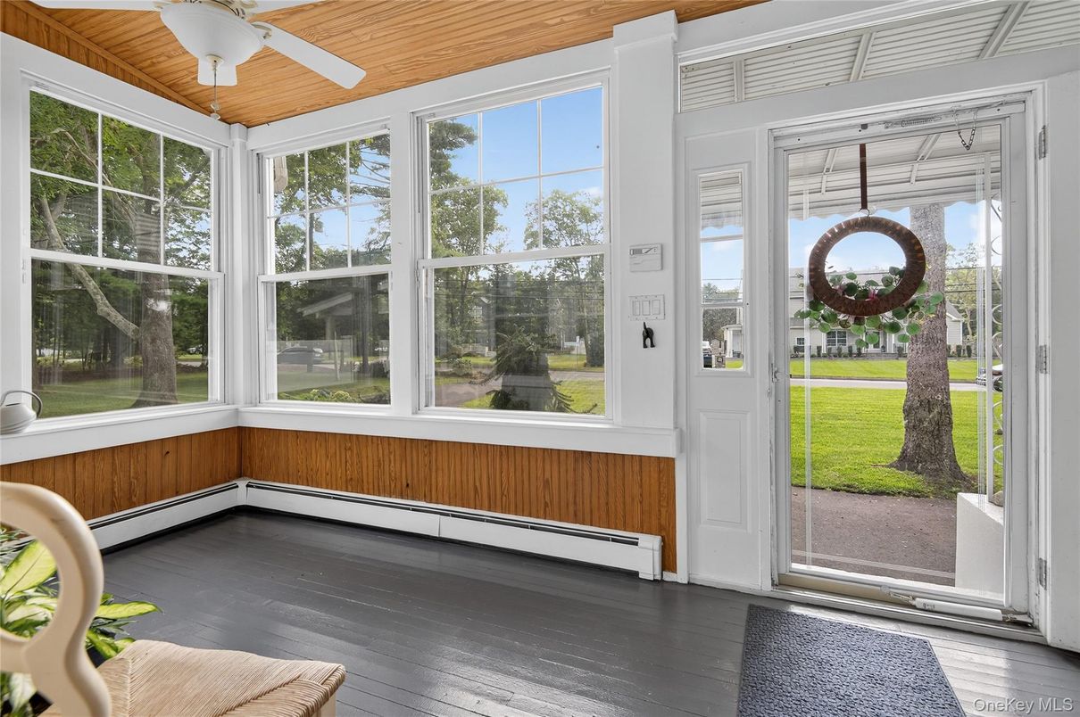 Interior, Sun Room, Wood Texture Flooring
