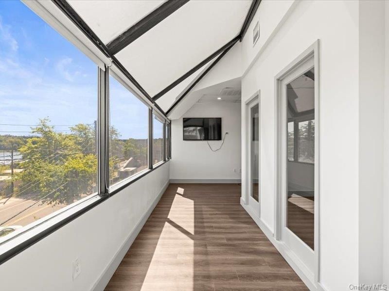 Interior, Sun Room, Wood Texture Flooring
