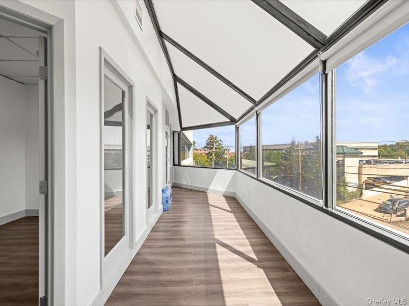 Interior, Sun Room, Wood Texture Flooring