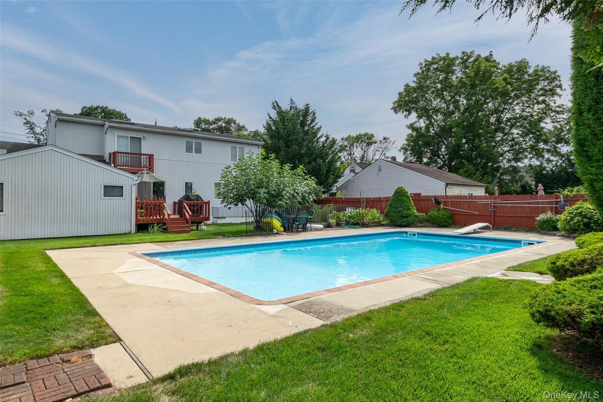 Backyard, Exterior, Pool