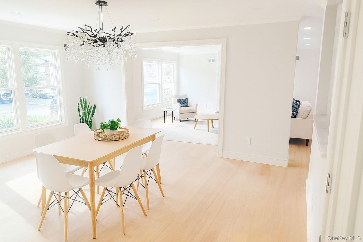 Dining room, Interior, Pendant Lights, Recessed Lighting, Wood Texture Flooring