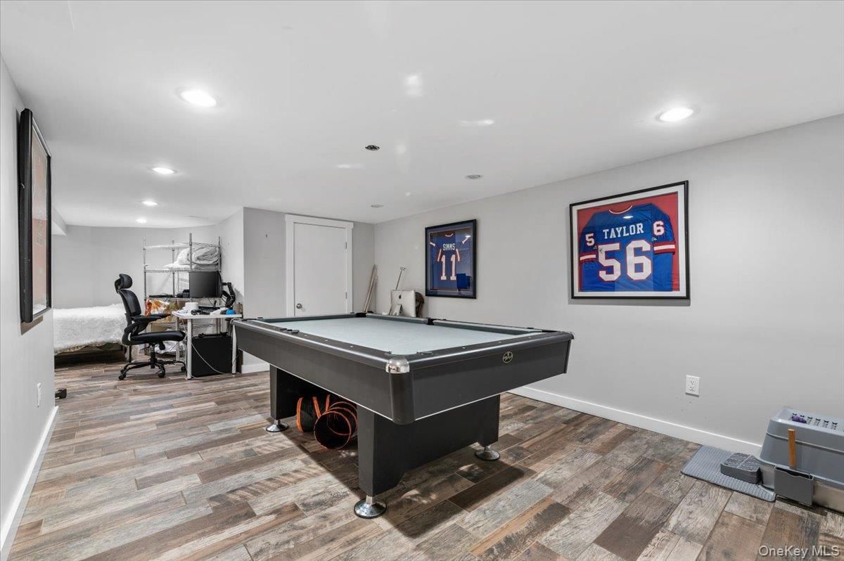 Billiard Table, Game Room, Interior, Recessed Lighting, Wood Texture Flooring