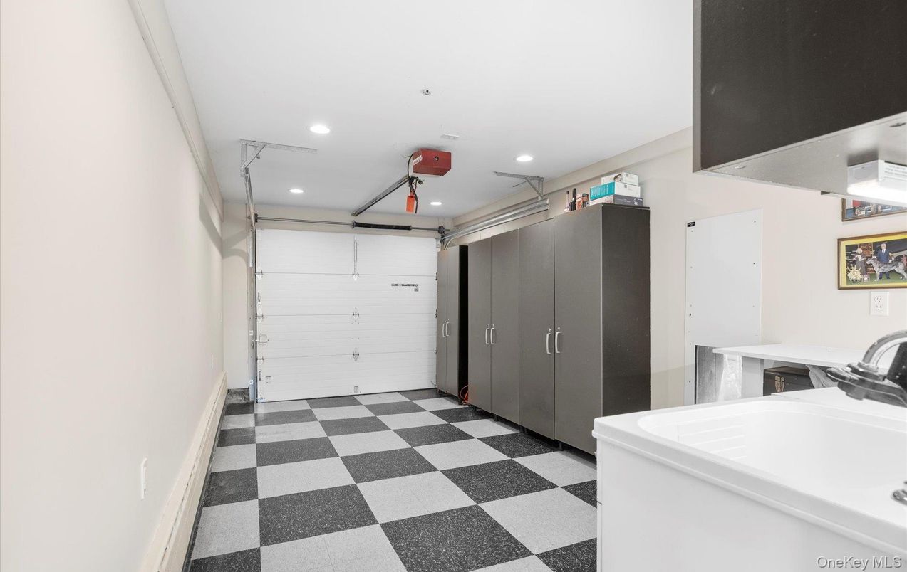 Garage, Interior, Recessed Lighting