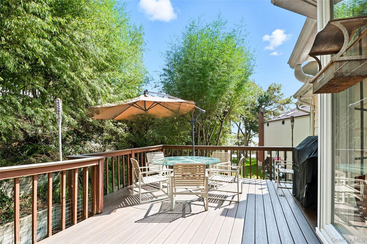 Exterior, Hot Tub