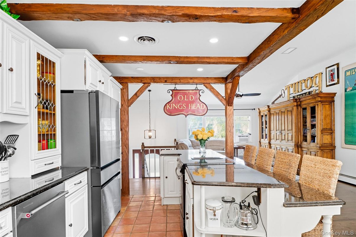 Dining room, Interior, Kitchen, Recessed Lighting, Wooden Beams