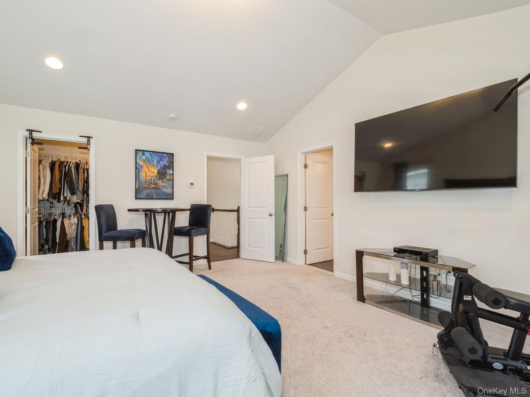 Bedroom, Fitness Equipment, Interior, Recessed Lighting