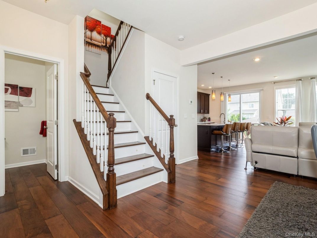 Dining room, Interior, Kitchen, Pendant Lights, Recessed Lighting, Wood Texture Flooring