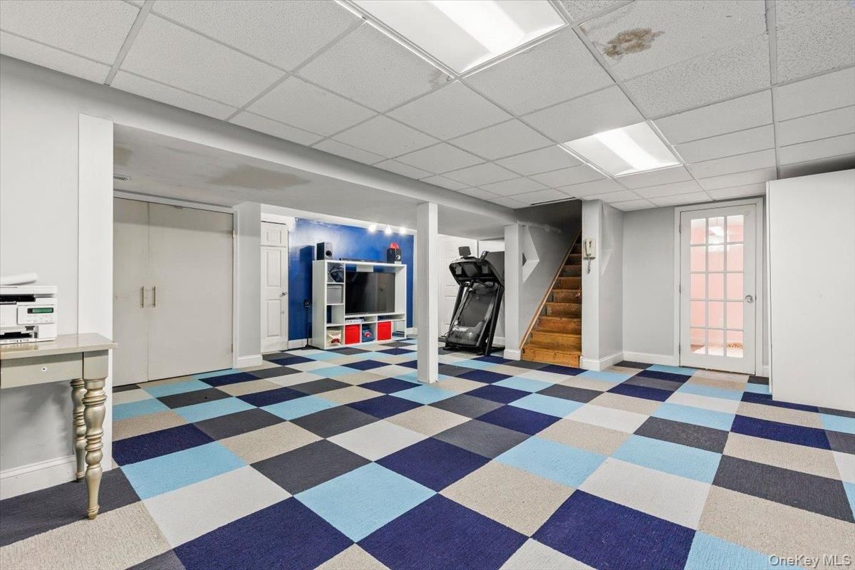 Fitness Equipment, Interior, Recessed Lighting