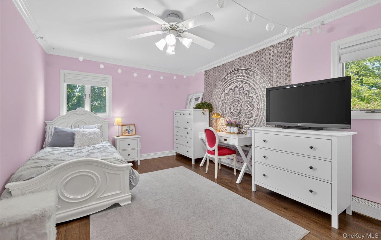 Bedroom, Home Office, Interior, Wood Texture Flooring