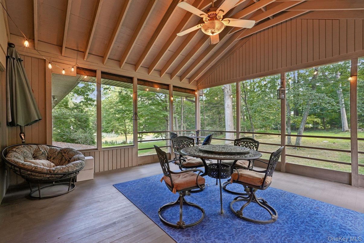 Dining room, Interior, Sun Room, Wood Texture Flooring