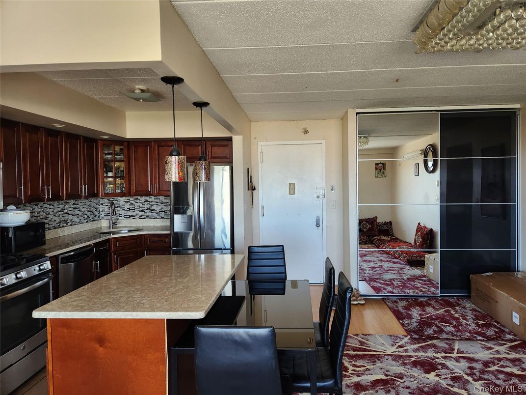 Interior, Kitchen, Pendant Lights