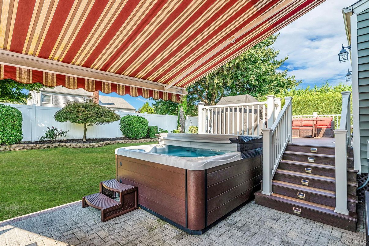 Backyard, Exterior, Hot Tub
