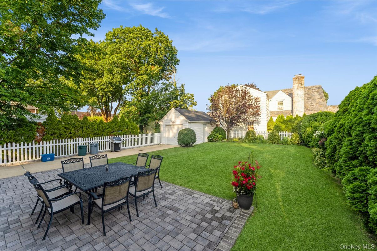 Backyard, Detached Garage, Exterior