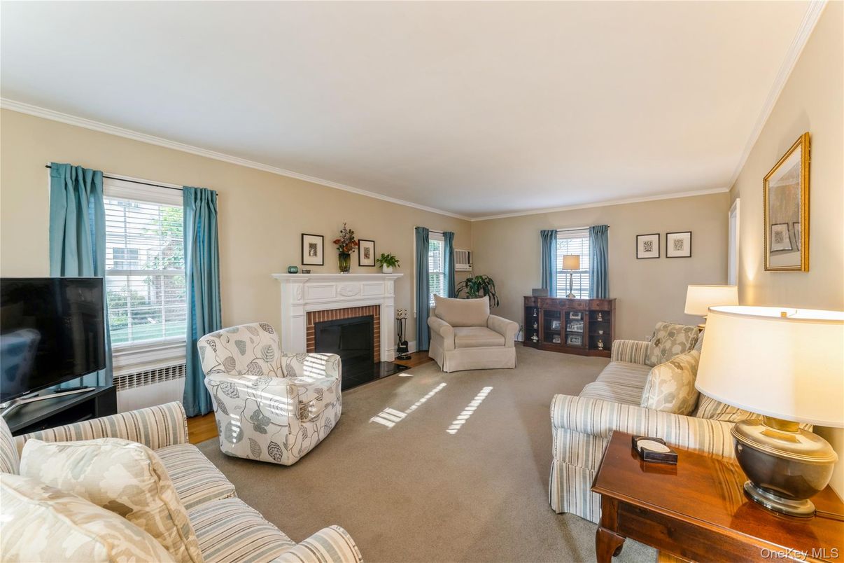 Fireplace, Interior, Living room