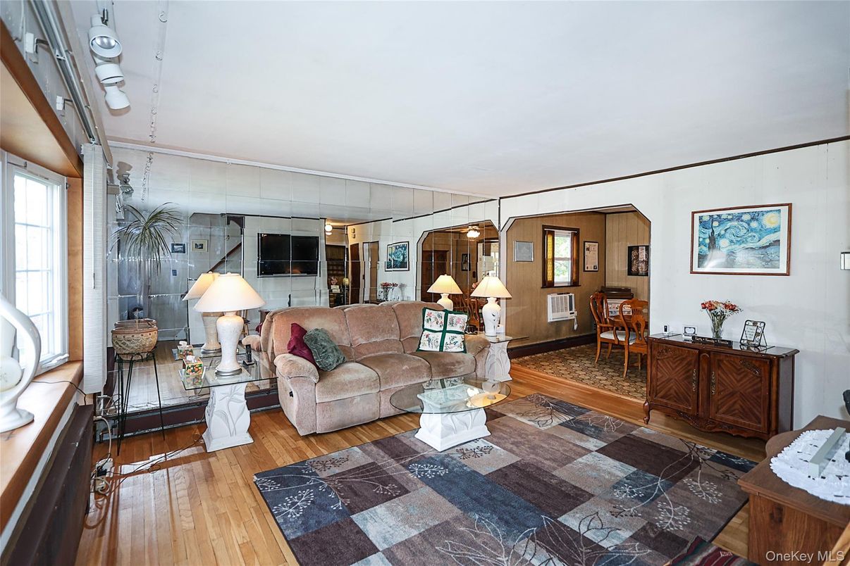 Dining room, Interior, Living room, Wood Texture Flooring
