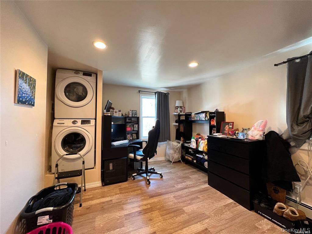 Home Office, Interior, Recessed Lighting, Utility Closets, Washer, Wood Texture Flooring