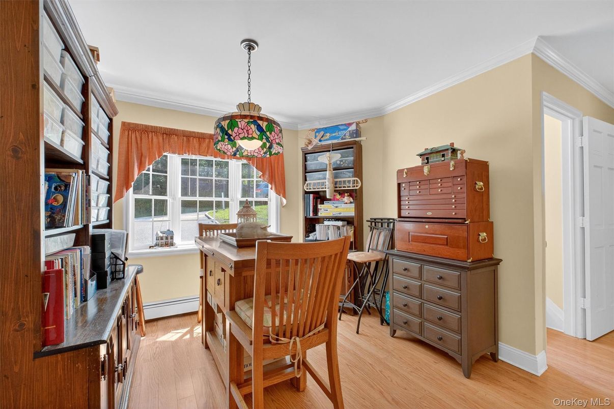 Home Office, Interior, Pendant Lights, Wood Texture Flooring