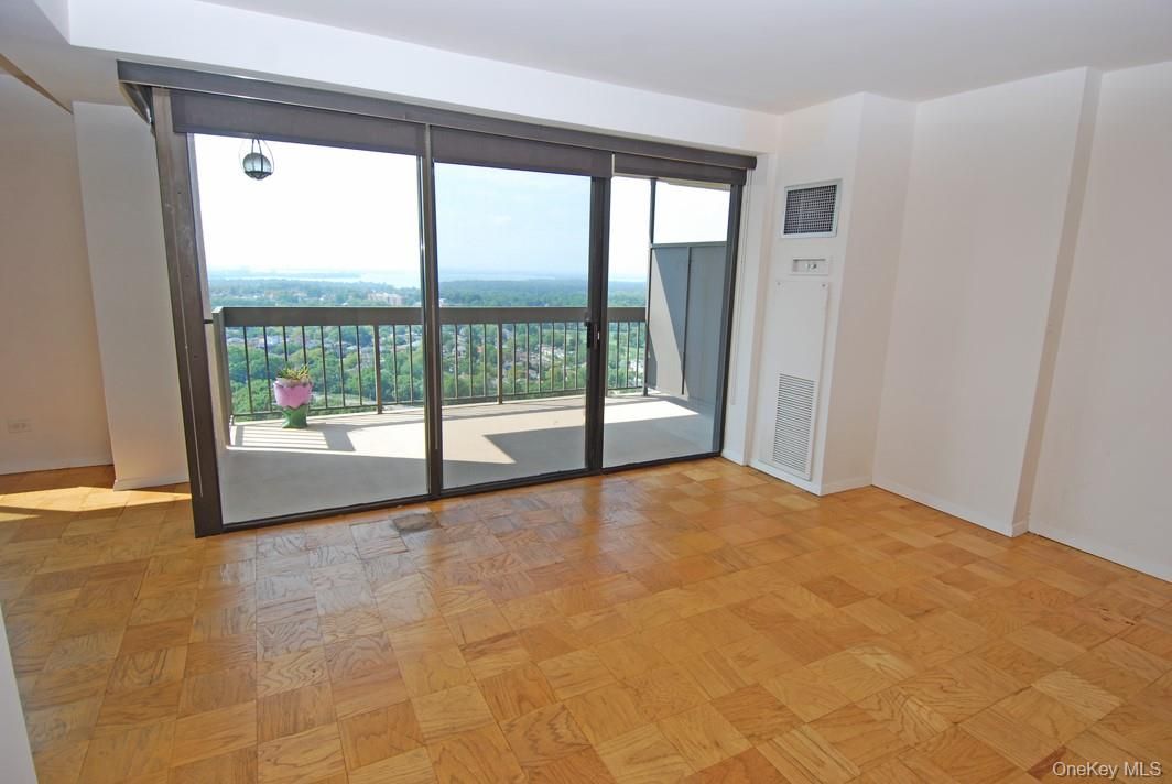 Empty room, Interior, Water, Wood Texture Flooring