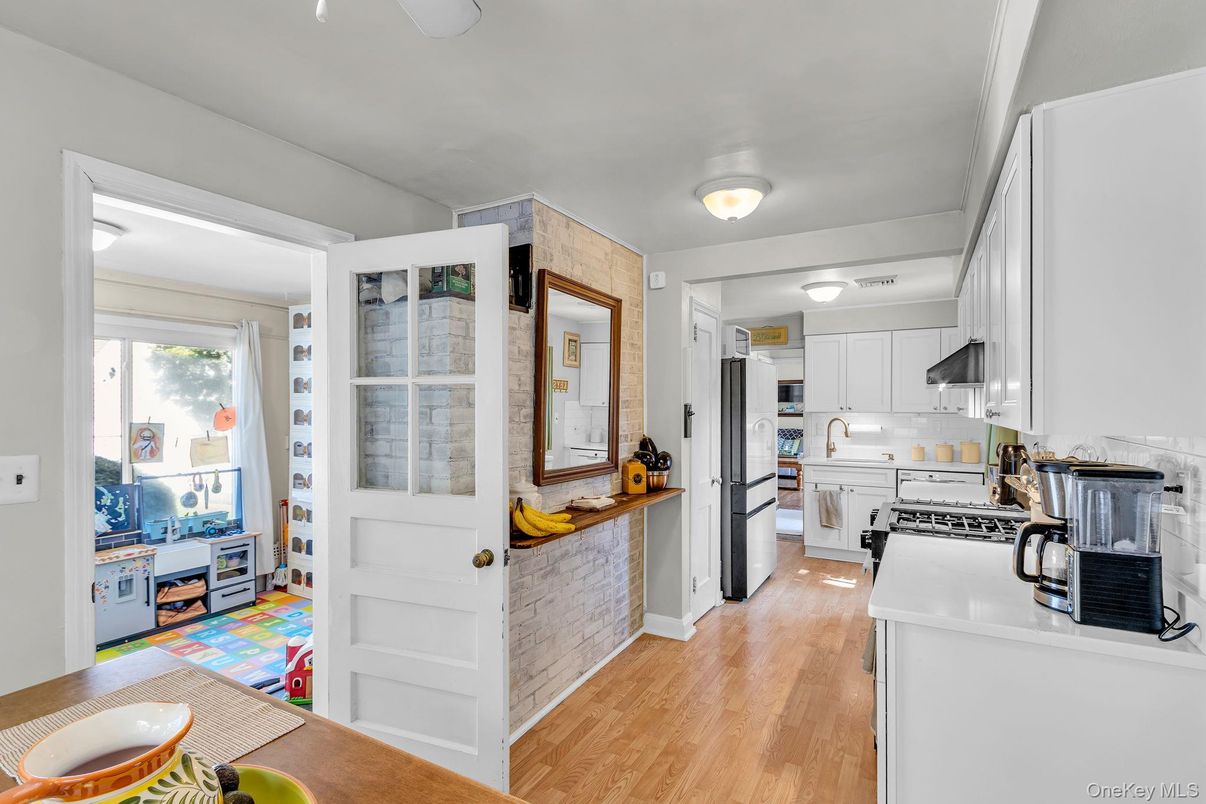 Interior, Kitchen, Wood Texture Flooring