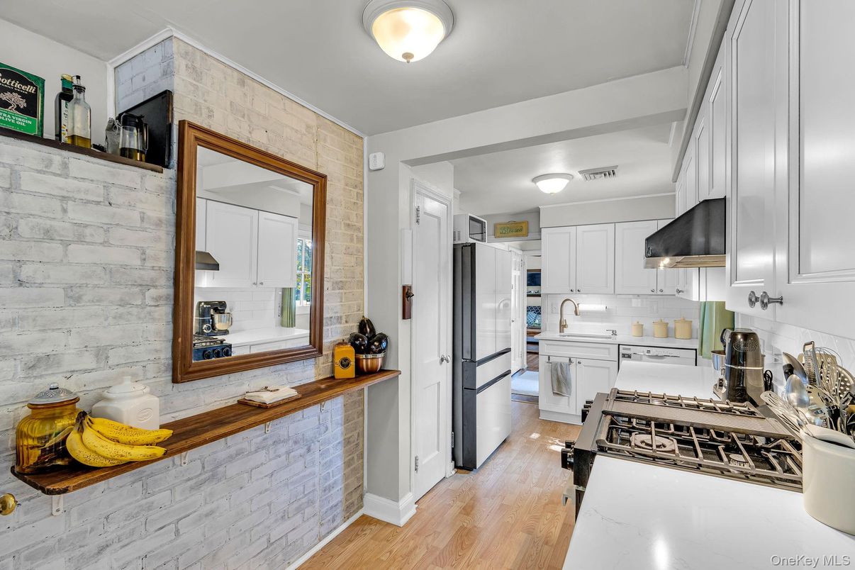Interior, Kitchen, Stone Walls, Wood Texture Flooring