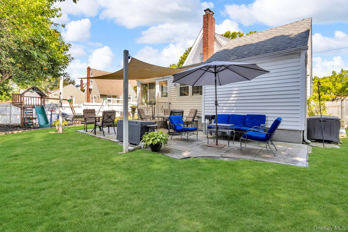 Backyard, Exterior, Playground